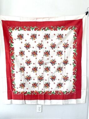 Vintage Fruit Print Cotton Table Cloth 52” x 52” Brand New in Package